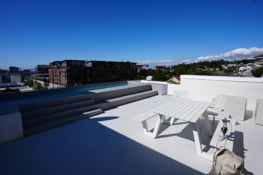 2 Bedroom Property for Sale in Cape Town City Centre Western Cape